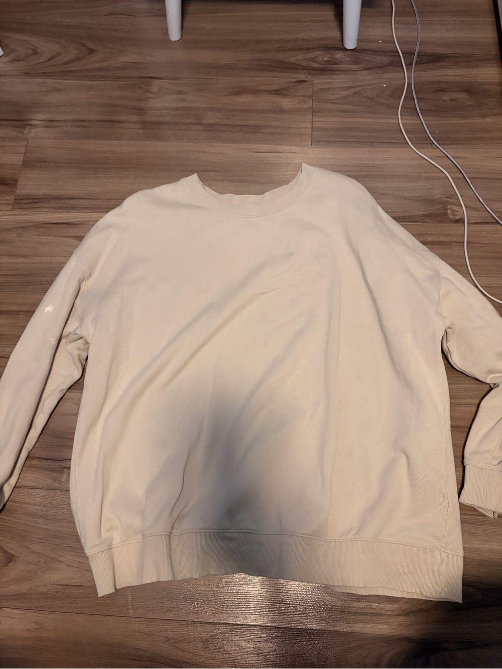 Old Navy Unisex Cream Crewneck Sweatshirt